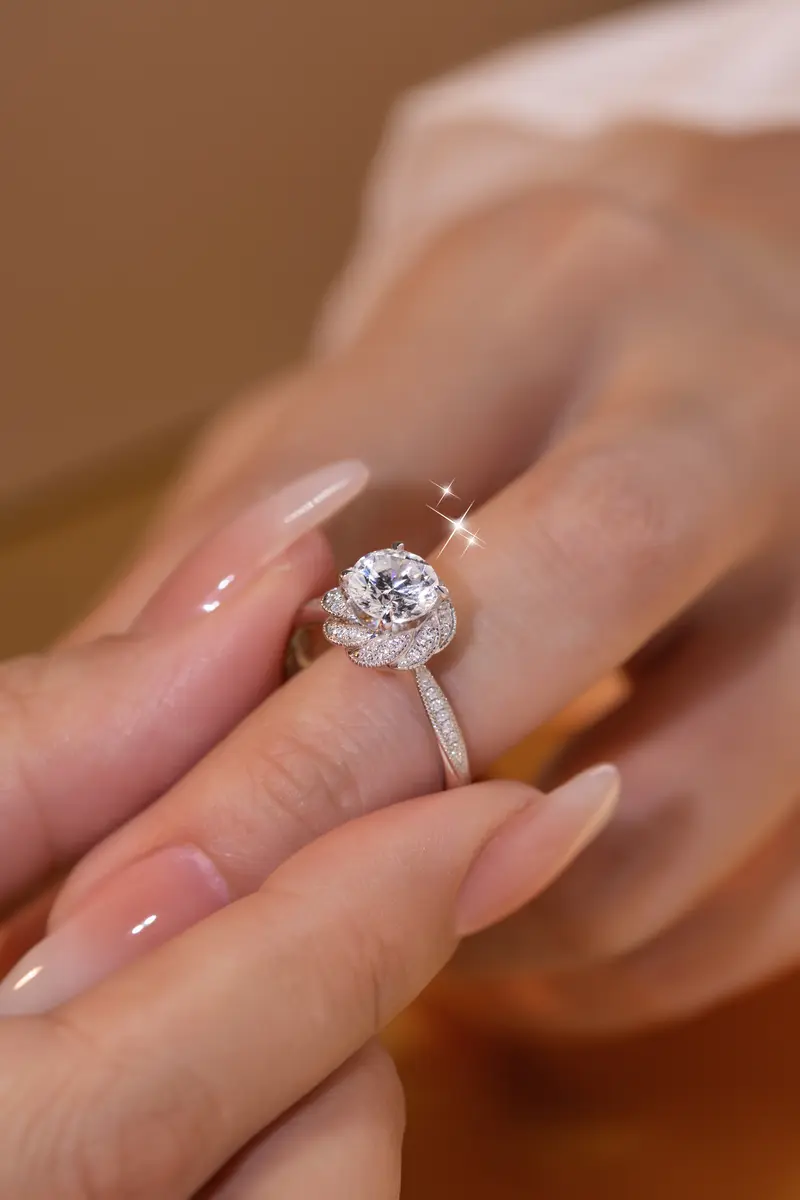 MEUSE 缪斯高级珠宝定制 订婚钻戒 花镜 款式图片 2